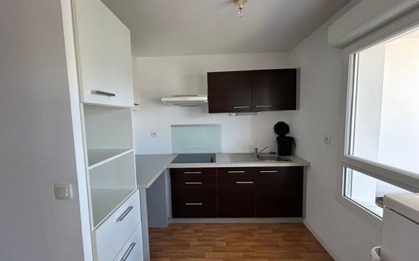 Appartement à louer    3 pièces •  Séné