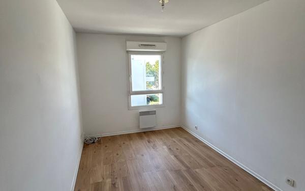 Appartement à louer    3 pièces •  Séné