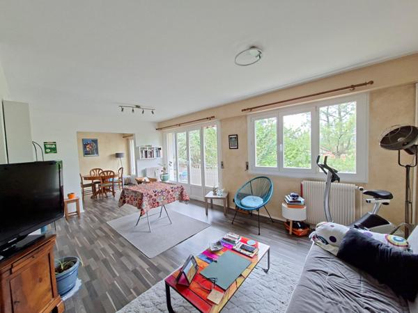Appartement spacieux et lumineux