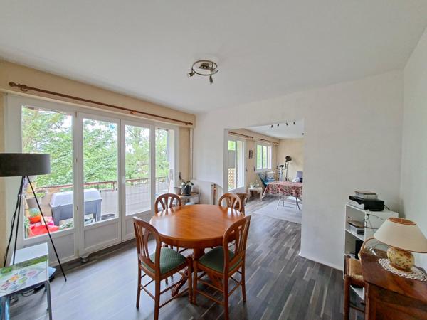 Appartement spacieux et lumineux
