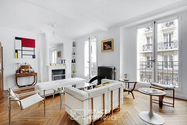 Charme Parisien et balcon avec vue sur la Tour Eiffel