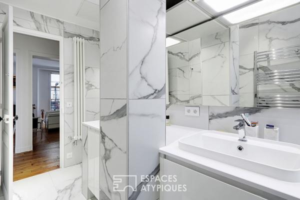 Charme Parisien et balcon avec vue sur la Tour Eiffel