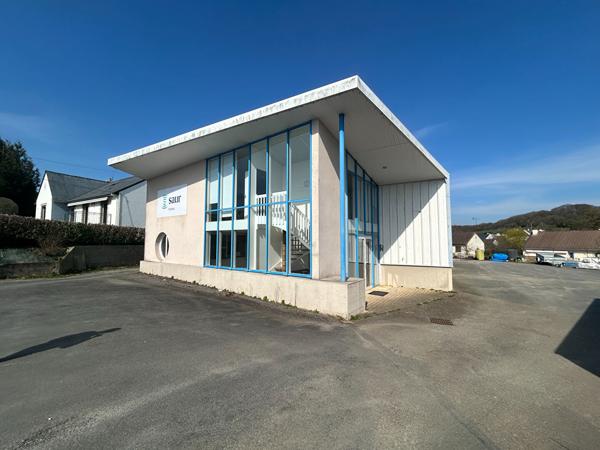 EN EXCLUSIVITE - Local d'activité Le Bourgneuf La Foret 465 m2 , Le bourgneuf la foret EN EXCLUSIVITE - Local d'activité Le Bourgneuf La Foret 465 m2 , Le bourgneuf la foret