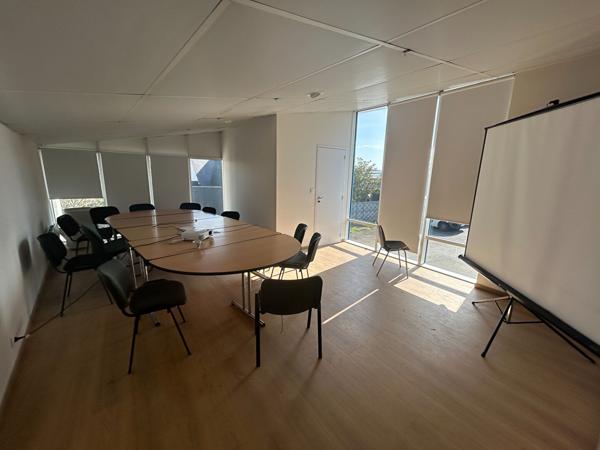 EN EXCLUSIVITE - Local d'activité Le Bourgneuf La Foret 465 m2 , Le bourgneuf la foret EN EXCLUSIVITE - Local d'activité Le Bourgneuf La Foret 465 m2 , Le bourgneuf la foret