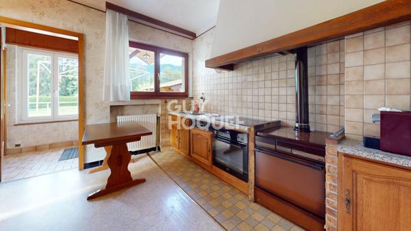 Maison à vendre à Fellering - 6 pièces, 4 chambres, étang 23 ares