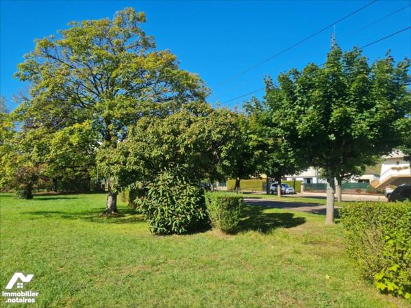 Terrain à LIFFOL-LE-GRAND