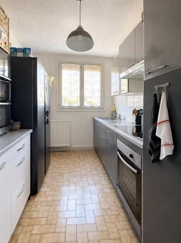 Appartement 97 990 € Bourges 4 p 65 m² DPE D