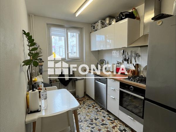 Location Appartement 4 pièces 68.82 m² - 17 BOULEVARD THIERS Dijon 21000