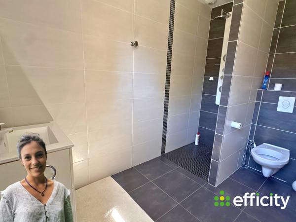 Maison
         4 pièces
        - 100 m² Exclusivité 389 000 € *