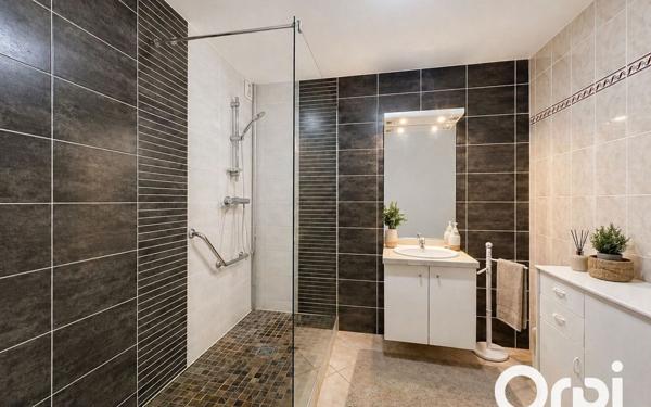 Appartement à vendre    4 pièces • 96 m2 Cranves-Sales