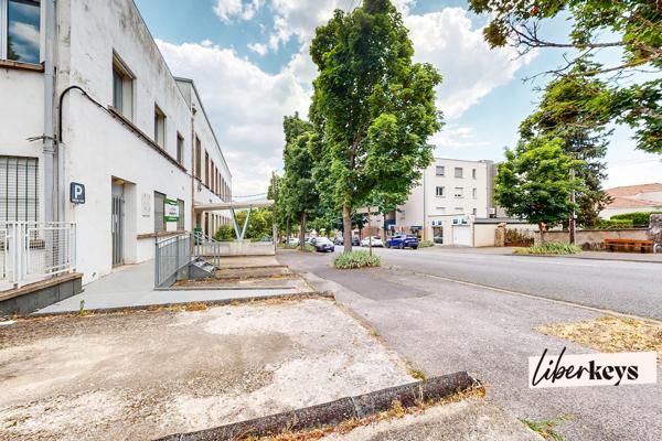 À vendre : 2 pièces, 34m², terrasse et parking. Millau 