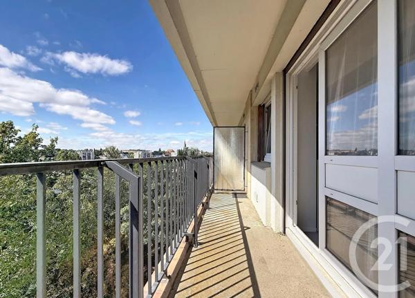 Appartement Studio à vendre  1 pièce - 33,20 m 2   CHARTRES  - 28