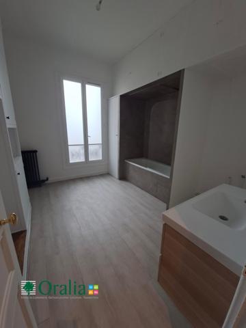 Appartement · Location Paris (75009) 6 pièces · 169m²
