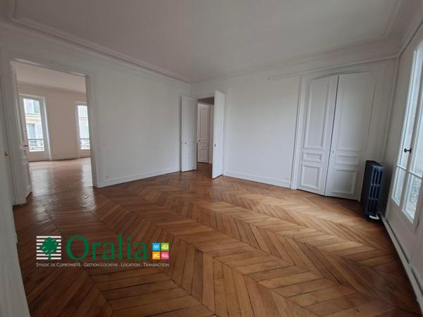 Appartement · Location Paris (75009) 6 pièces · 169m²