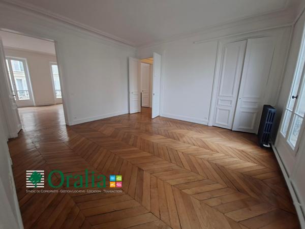 Appartement · Location Paris (75009) 6 pièces · 169m²