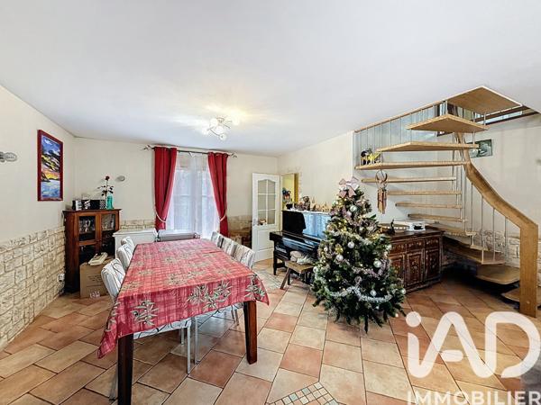 Maison à vendre 6 pièces 130 m² Marnay-sur-Seine