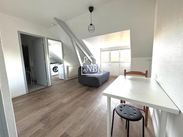 À LOUER Appartement T1 meublé 30 m2 LAVAL CENTRE