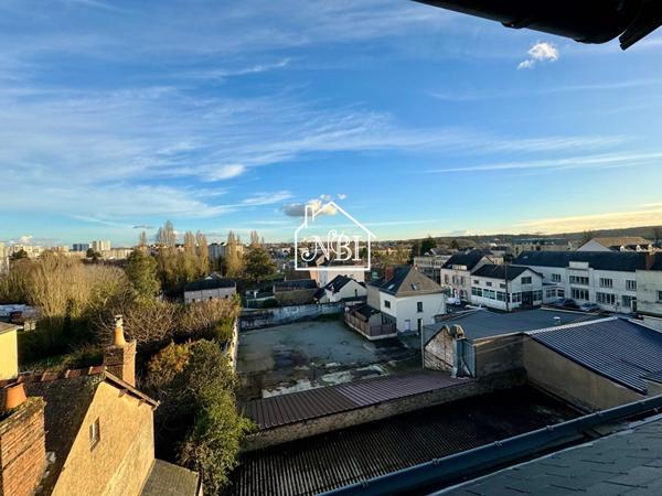 À LOUER Appartement T1 meublé 30 m2 LAVAL CENTRE