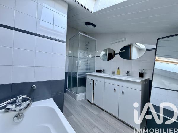 Maison à vendre 7 pièces 142 m² Montaigu-Vendée