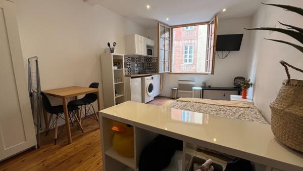 Studio meublé Carmes