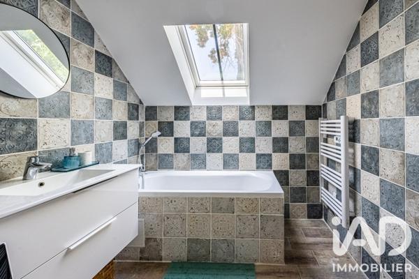 Maison à vendre 4 pièces 129 m² Fontaine-lès-Dijon