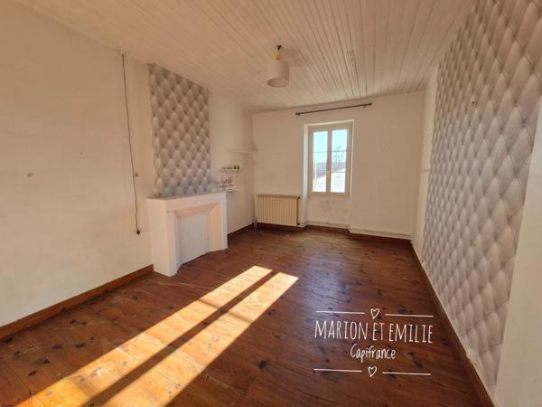 Maison à vendre 5 Chambres - gros potentiel - proche SURGERES