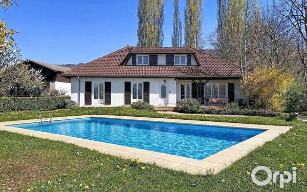 Maison à vendre    7 pièces • 183 m2 Fillinges