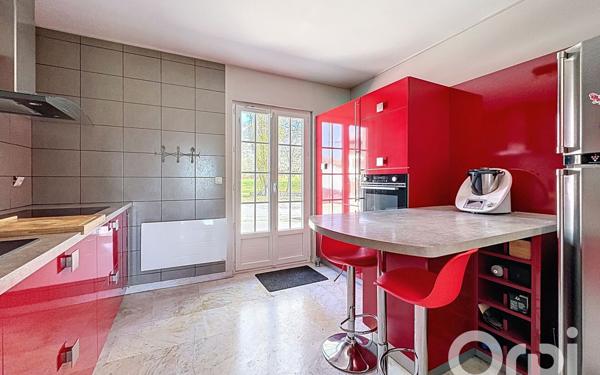 Maison à vendre    7 pièces • 183 m2 Fillinges