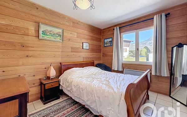 Maison à vendre    7 pièces • 183 m2 Fillinges