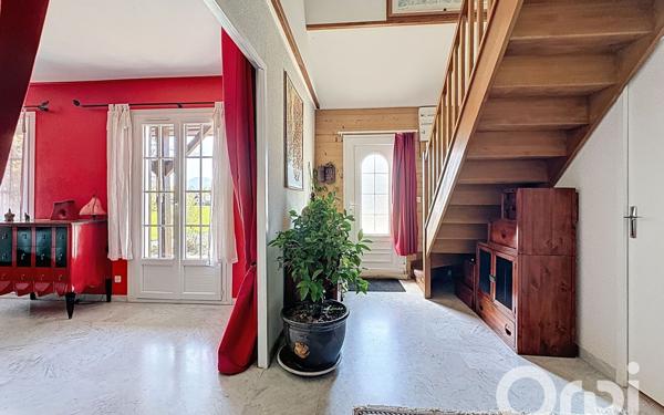 Maison à vendre    7 pièces • 183 m2 Fillinges