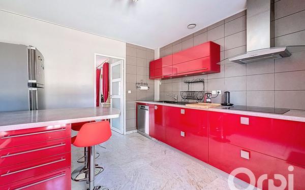 Maison à vendre    7 pièces • 183 m2 Fillinges