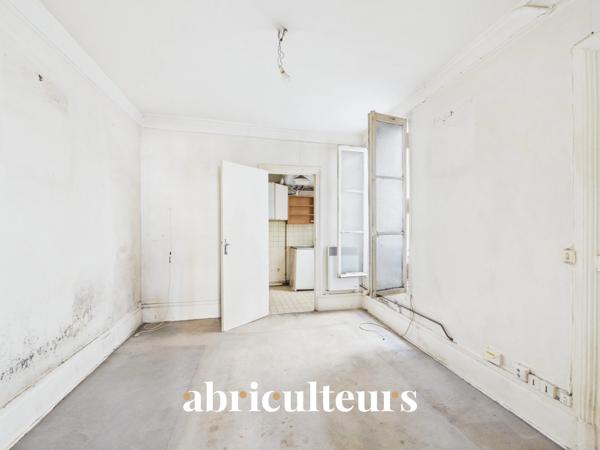 Paris 15ᵉ Convention / Saint-Lambert | 2 pièces de 30 m² à rénover