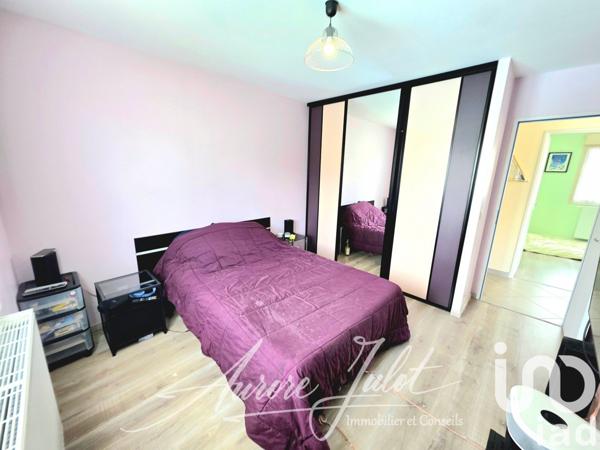 Maison traditionnelle 3 pièces de 84 m² à Morestel (38510)