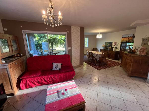 Maison calme aux alentours de Fontenay le Comte.