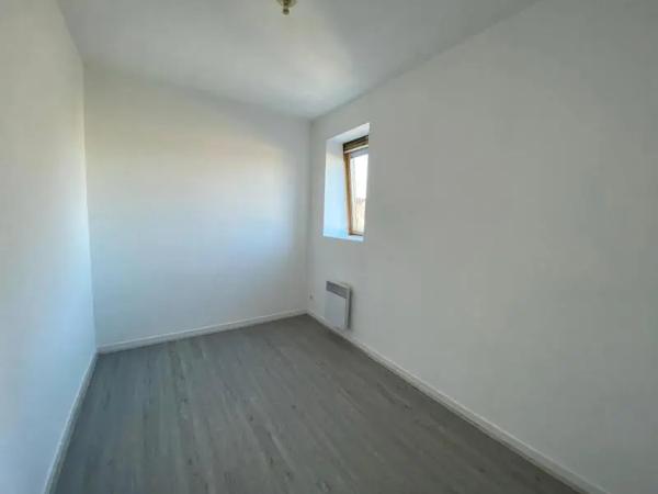 Appartement à louer 3 pièces 54.22m² Alençon (61000)