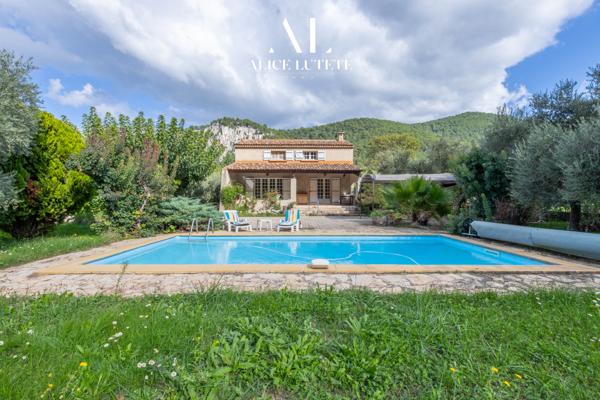 Gémenos (13420) PHENICIA - Maison de 176 m² avec piscine sur 5 485 m² de terain