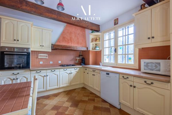 Gémenos (13420) PHENICIA - Maison de 176 m² avec piscine sur 5 485 m² de terain