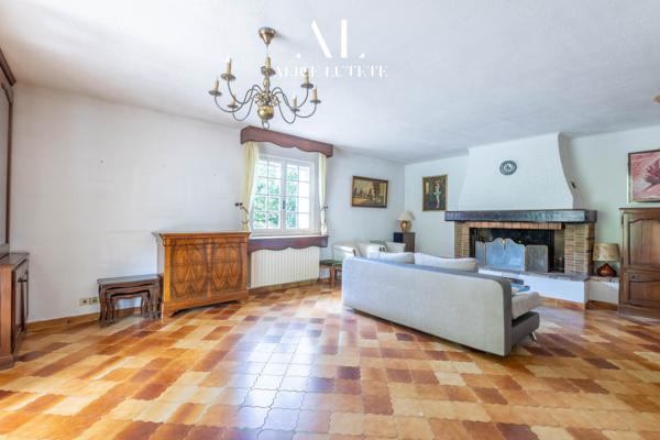 Gémenos (13420) PHENICIA - Maison de 176 m² avec piscine sur 5 485 m² de terain
