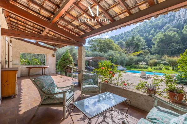 Gémenos (13420) PHENICIA - Maison de 176 m² avec piscine sur 5 485 m² de terain