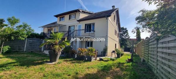 Vente                                                      Maison
                        
                     6 pièces                      146 m2                     à Sucy-en-Brie