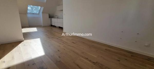 Vente                                                      Maison
                        
                     6 pièces                      146 m2                     à Sucy-en-Brie