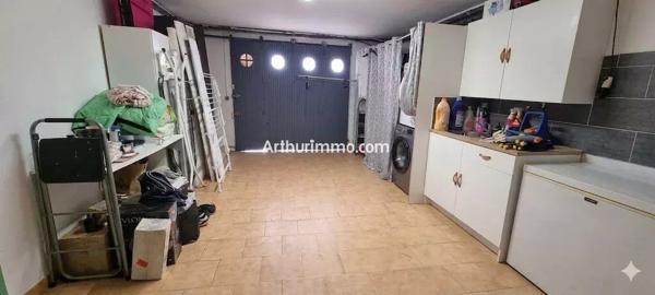 Vente                                                      Maison
                        
                     6 pièces                      146 m2                     à Sucy-en-Brie
