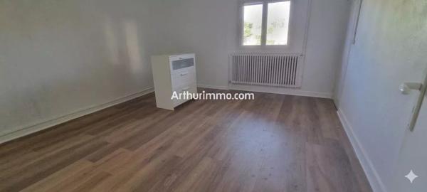 Vente                                                      Maison
                        
                     6 pièces                      146 m2                     à Sucy-en-Brie