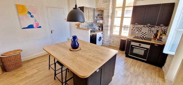 Appartement à vendre |  Laroque-des-Arcs |  6 pièces | 152 m²