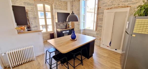Appartement à vendre |  Laroque-des-Arcs |  6 pièces | 152 m²