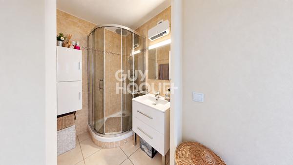 Appartement T2 - Dernier étage + parking
