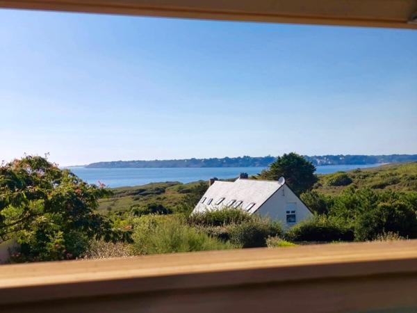 Charmante maison lumineuse vue mer et plage à pied