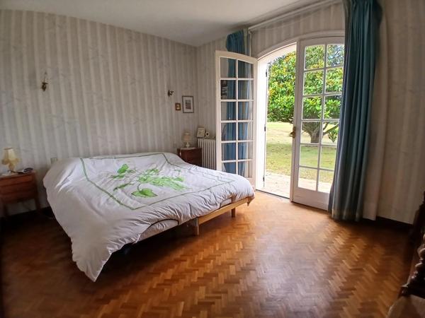 Maison familiale traditionnelle, à proximité des commodités locales