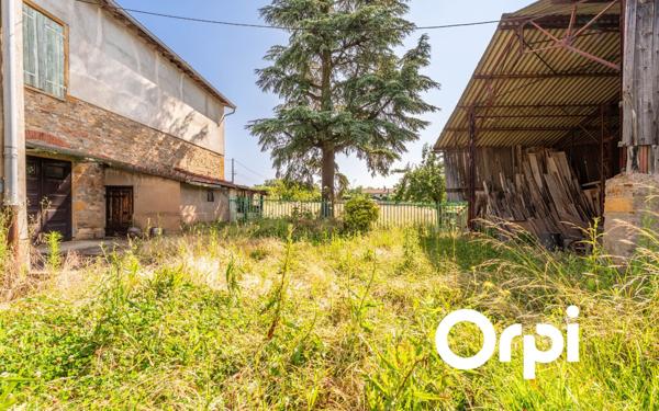 Maison à vendre    5 pièces • 220 m2 Lentilly