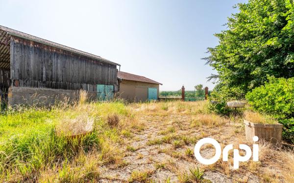 Maison à vendre    5 pièces • 220 m2 Lentilly